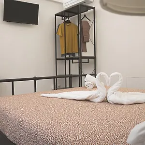 https://corso-italia-pisa-smart-rooms.it-tuscanyhotel.com