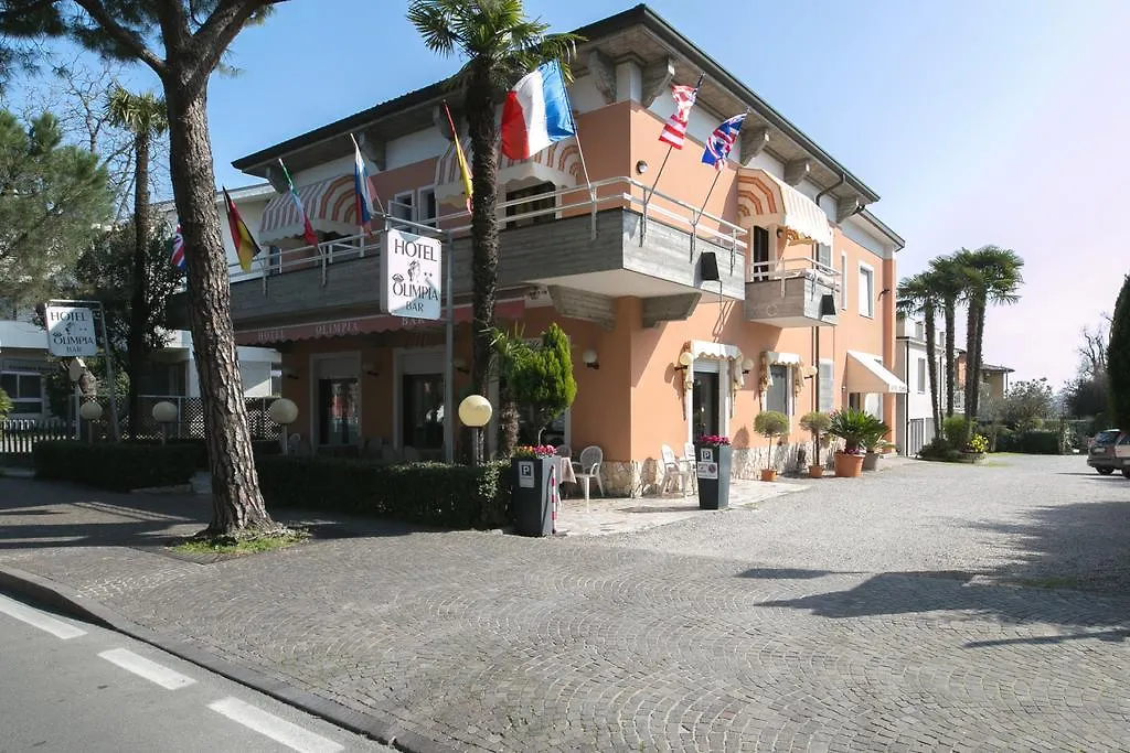 Hotel Olimpia Sirmione 2*,  Italy